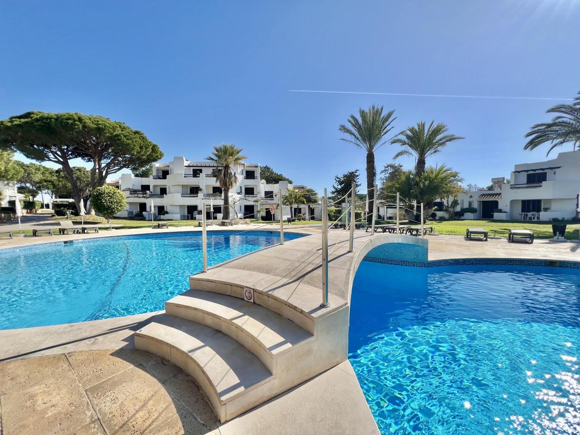 Albufeira Balaia Golf Vilage 2 With Pool By Homing Bagian luar foto